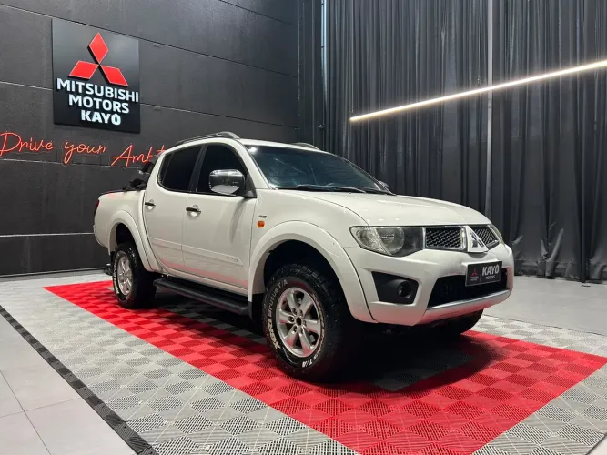 Mitsubishi L200 Triton HPE 3.2 CD TB Int.diesel MEC 2012