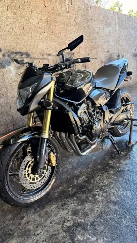 Vendo ou troco por tracer 900gt