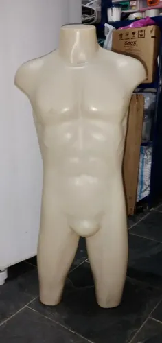 Vendo manequim Masculino