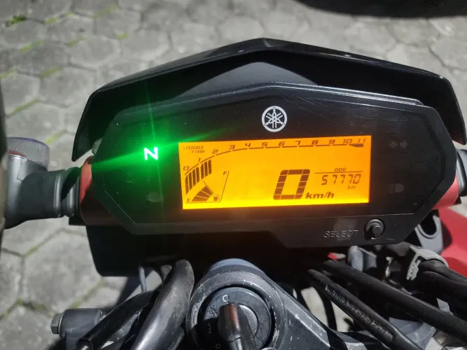 Fazer 250