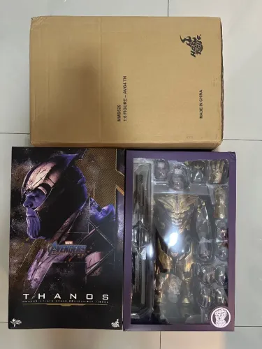 Hot toys Thanos Endgame