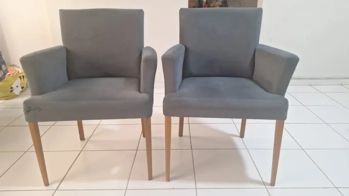 02 Poltronas por 300 reais!