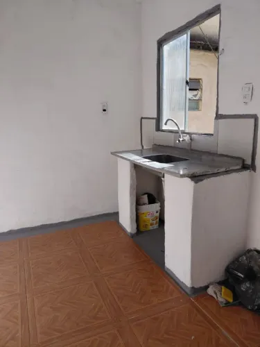 Aluga casa vila militar