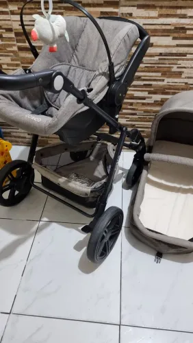 Carrinho de bebê 3 em 1 cosco