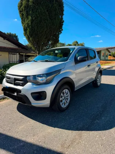 Fiat Mobi Like 1.0 Fire Flex 5P. 2022