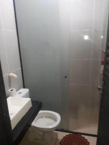 Casa com piscina pra negócio 