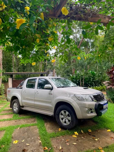 Toyota Hilux CD SRV D4-d 4X4 3.0 TDI Diesel AUT 2013
