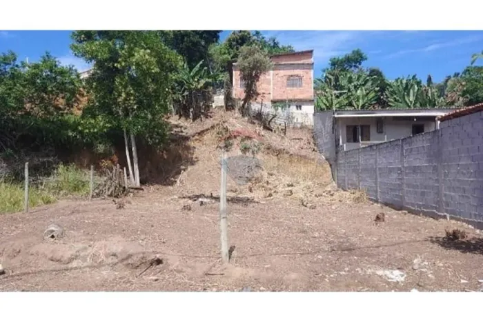 Terreno à venda na Enseada das Garças - Fundão/ES