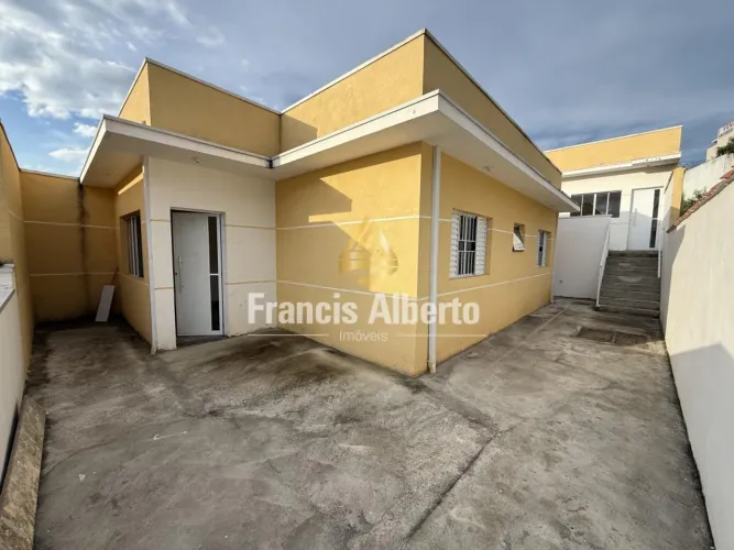 Casa 2 dormitórios em condomínio em Extrema MG REF: CACO300
