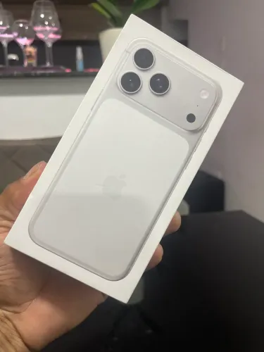 iPhone 17 Pro Max 256GB Silver