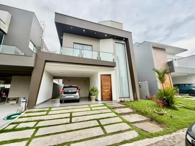 Vende-se com exclusividade casa no Condomínio Jardins do Lago no valor de R$1.750.000,00