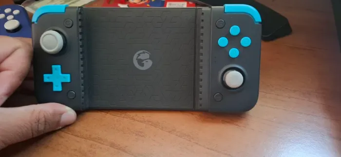 Controle Gamesir x2s, pouco usado.