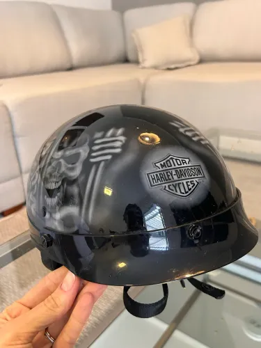 Capacete Harley Davidson modelo Skeleton Skul