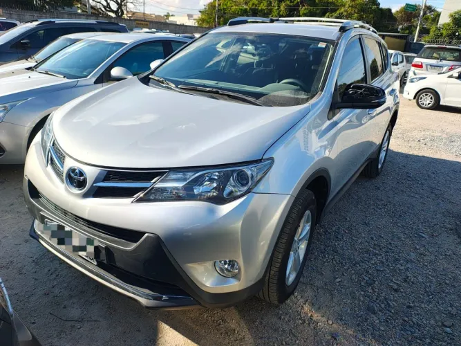 Toyota RAV4 2.0 4X4 16V Aut. 2013