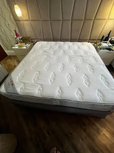 Cama KING Orthopur ortobom + BOX BAÚ