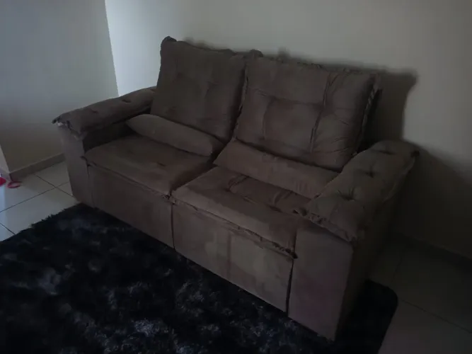 Sofá reclina e vira cama: medida 2.00 abre até 1.80 - entregamos no conforto de sua casa