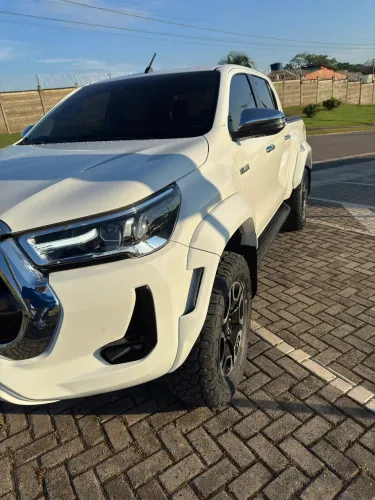 Toyota Hilux CD SRX Plus 4X4 2.8 TDI Die. Aut. 2025