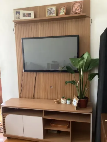 Painel + Rack novíssimo