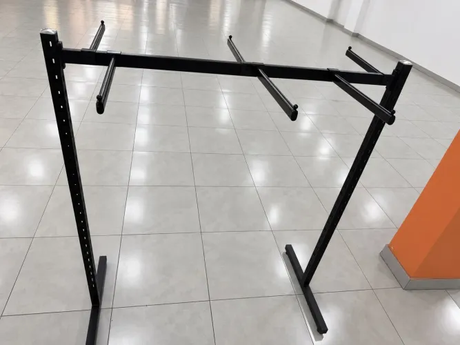 Arara de roupas para sua loja ou sua casa