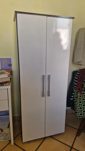 Armário multiuso