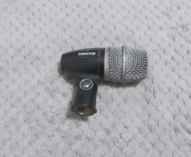 MICROFONE SHURE PG56 