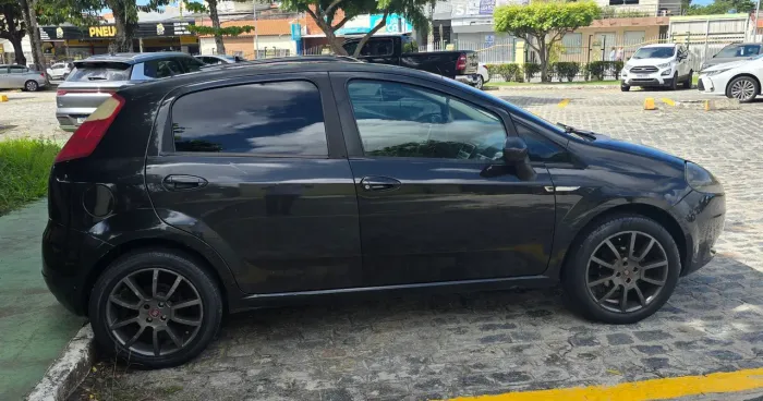 Fiat Punto ELX 1.4 Fire Flex 8V 5P 2010