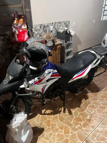 Moto XRE 300