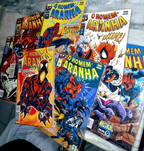 Homem Aranha editora abril vários volumes 15,00 cada Editora abril vários números.