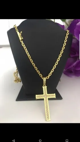 Cordão cadeado 4mm banho de ouro 18k crussifixo cravejado estilizado