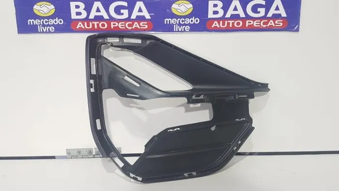 Moldura Milha Parachoque Bmw X1 20 21 22 Direito