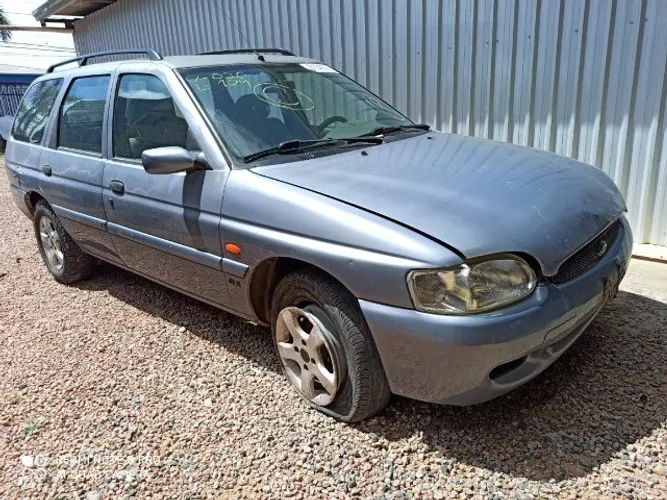 Capô Ford Escort Zetec 1998