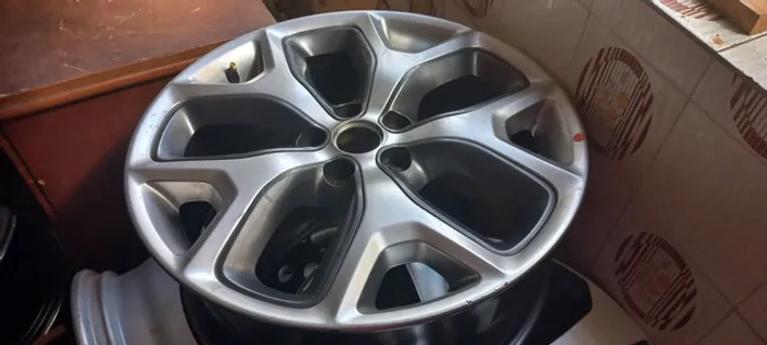 Roda Kia Sorento aro 19 original unidade valor mínimo 