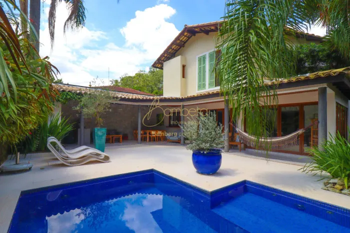 Panamby Casa de Condomínio, privacidade, jardim, total, 4 quartos / 4 suítes, 6 garagens.