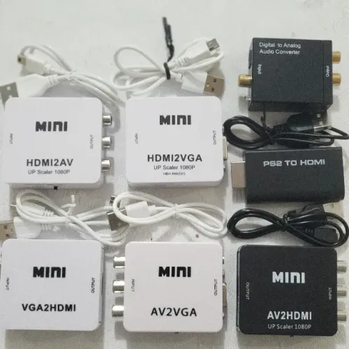 Vários modelos de adaptadores hdmi x vga, rca x vga, vga x hdmi, rca x hdmi, e adap ps2.