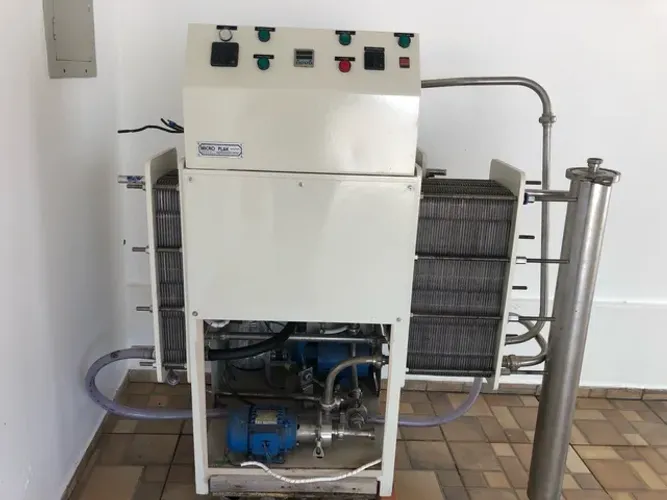 PASTEURIZADOR DE LEITE 