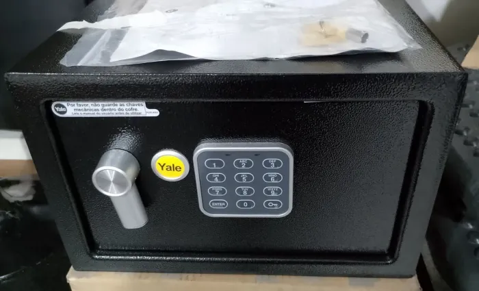 Cofre Compacto para escritório da Yale