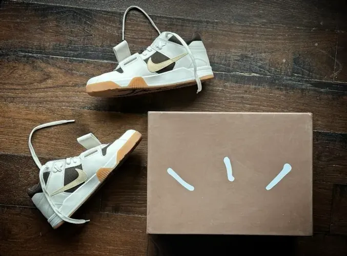 Travis Scott x Air Jordan Jumpman Jack TR "Sail"
