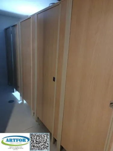 Divisórias Sanitárias Naval de Baixo Custo.