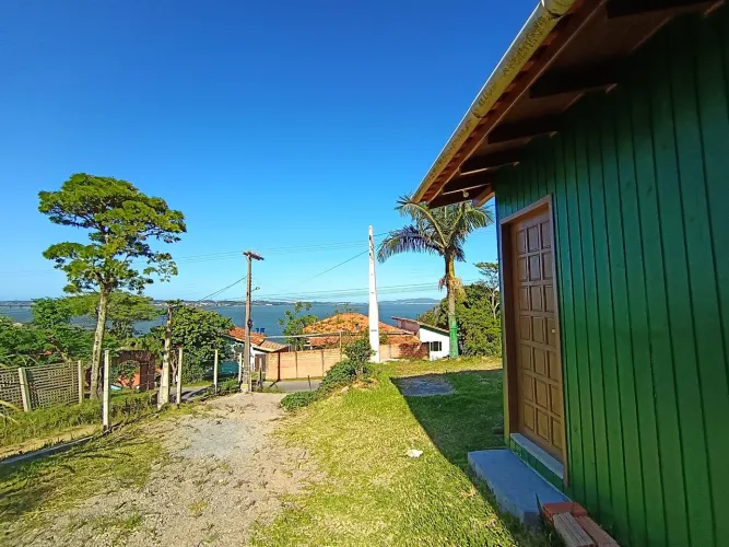 Casa com vista para Lagoa