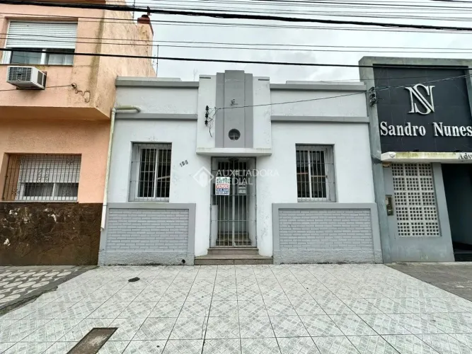 Sala comercial versátil no Centro - Rio Grande/RS