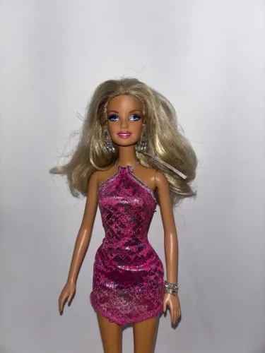 Barbie fashion fever pink dress