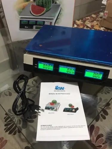 Balança Digital bateria sem fio 40kg - Nova