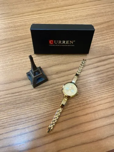 Promoção Relógio Feminino De Pulso Curren Pulseira Metálica (Dourado)