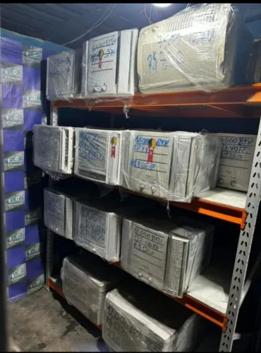 Ar Condicionados de Janela de Diversas Marcas e opções e BTUs 110/ 220v ?