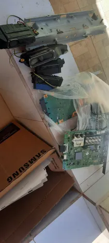Lote de peças TVs samsung Led e LCD 