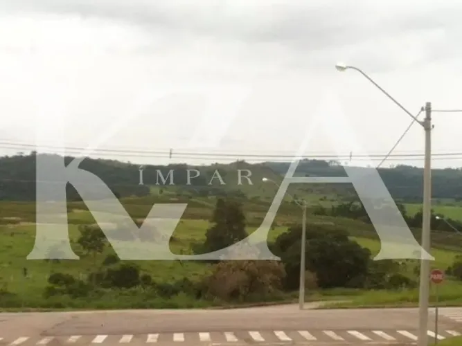 Lote Plano com 1.000m² Aclive- no condomínio Residencial Montes Claros - Itupeva - Morro A