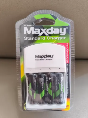 Carregador de pilha com 4 pilhas inclusa tipo aa 1,2 volts