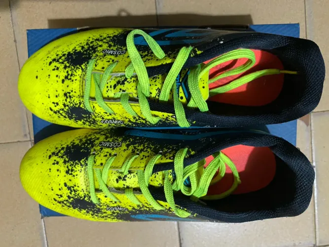 Chuteira da Umbro