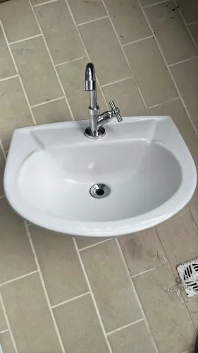 Pia de banheiro + tanquinho