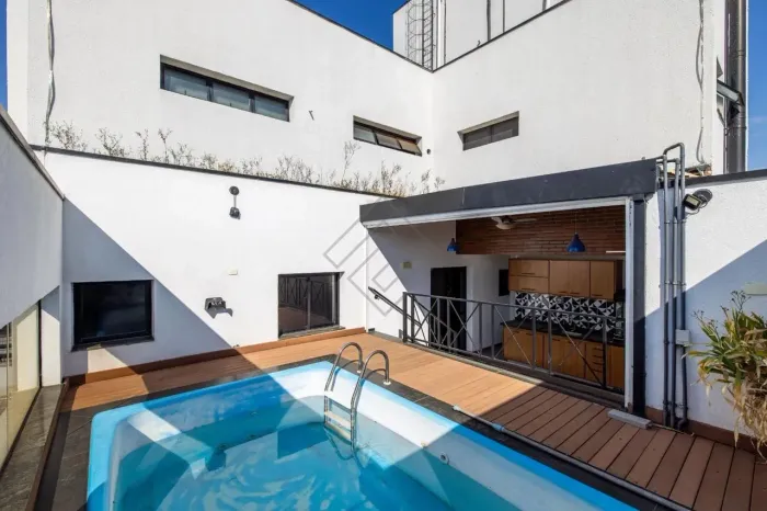 Cobertura duplex para locação no Cambuí em Campinas/SP.